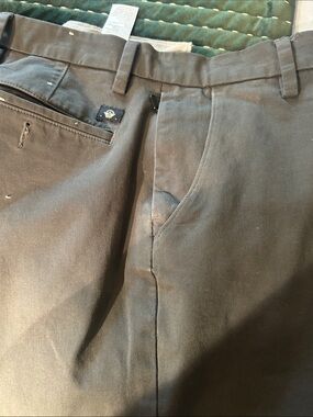 Dockers Men's Dark grey  Chino Pants